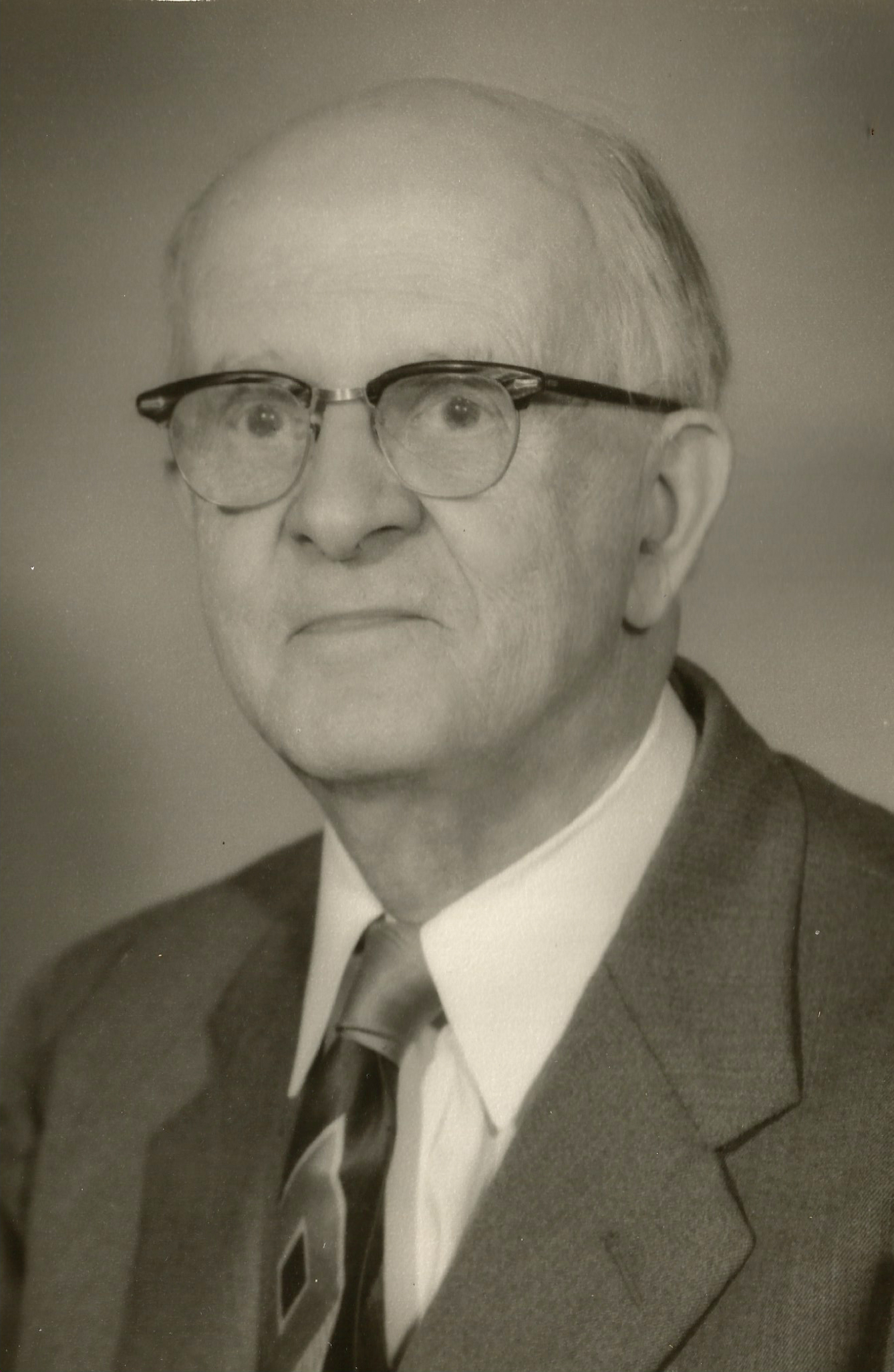 Carl W. Dash